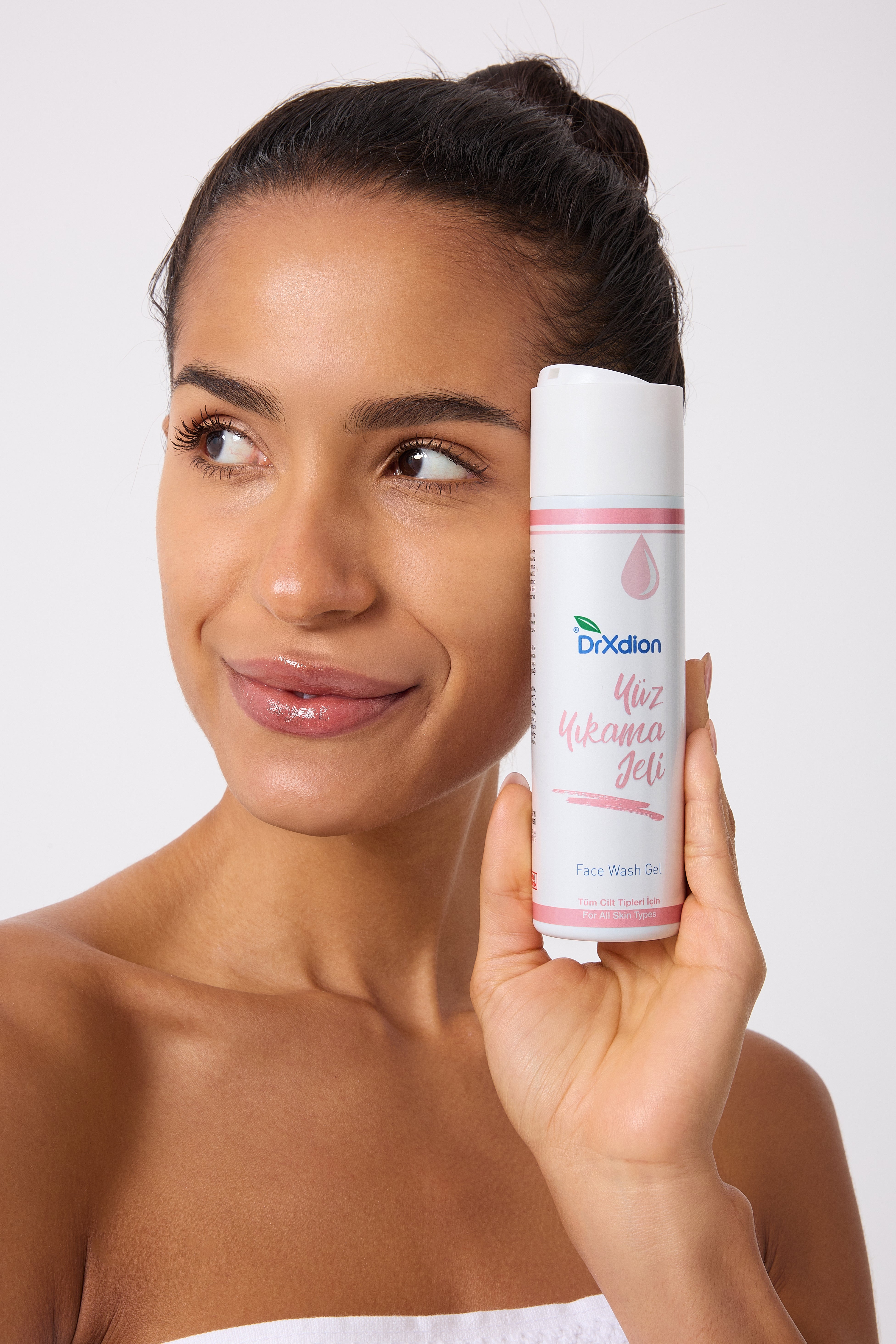 DrXdion Derin Temizlik Etkili Yüz Yıkama Jeli (200 ml)